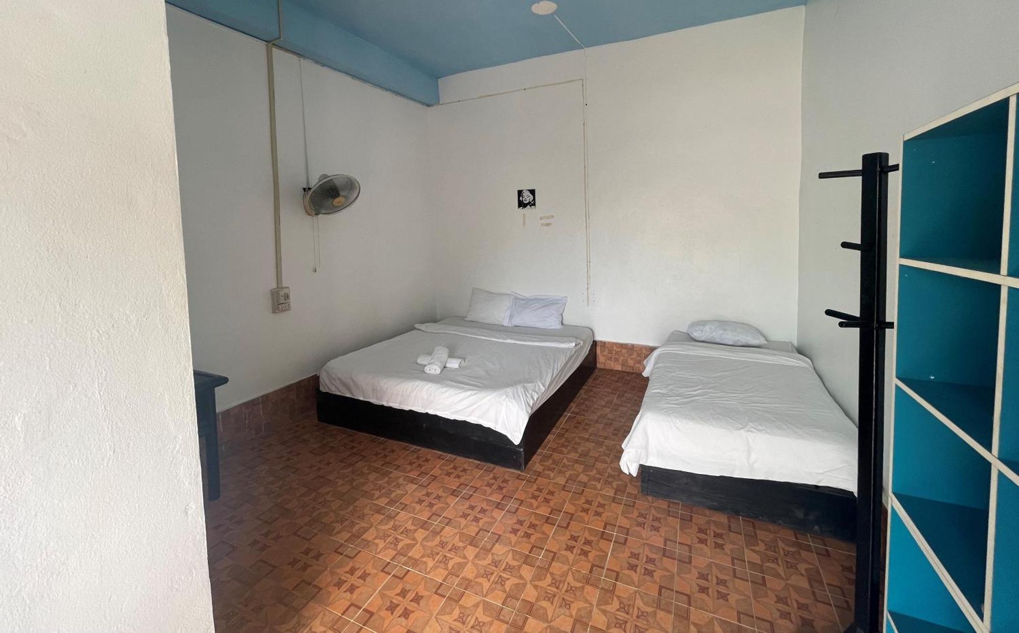 Blue Sunset Hostel Vang Vieng Cameră foto